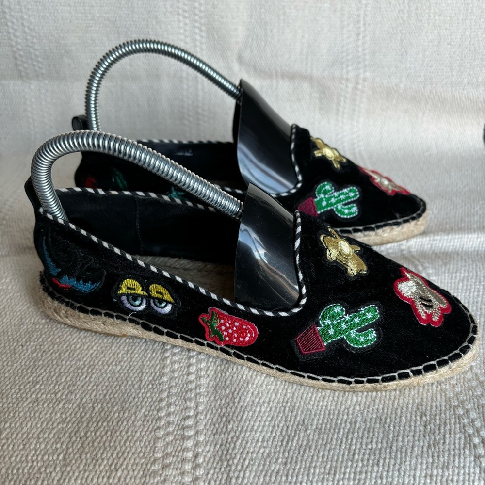 Womans Embroidered Black Espadrilles